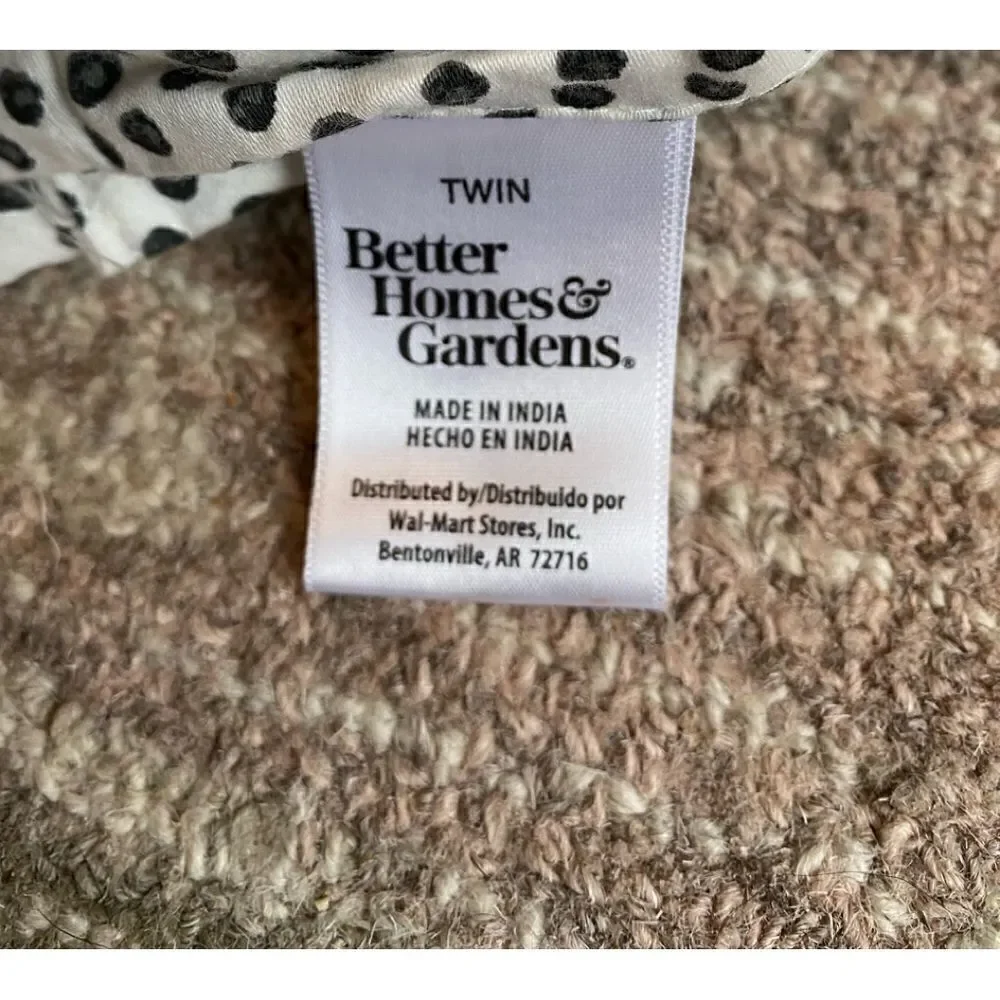 Better Homes and Gardens Spotted Bed Flat Top Sheet